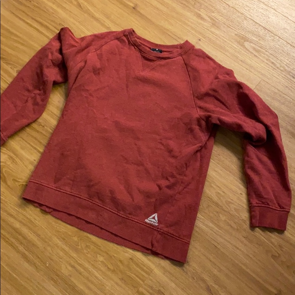 Read Reebok long sleeve sweater